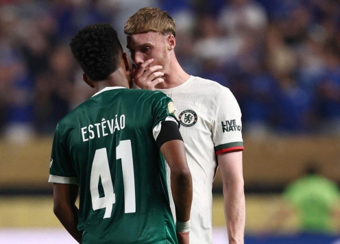 Sút tung lưới CLB mới Chelsea, Estevao được khen xuất sắc nhất