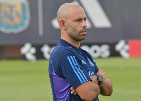 Javier Mascherano không còn muốn làm thầy Lionel Messi?