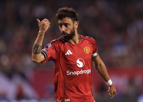 Bruno Fernandes thừa nhận 'không hạnh phúc' 1 điều tại MU