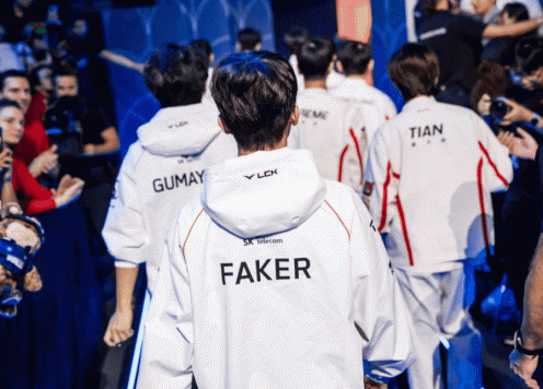 Faker khiến Riot 'méo mặt' vì hành động đặc biệt