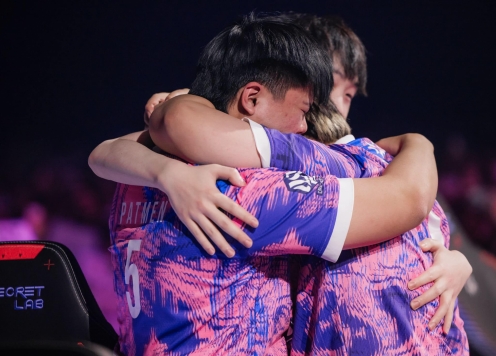 PRX lên đỉnh Masters: 'Một chiến thắng đầy thi vị'