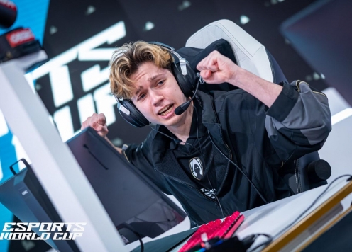 Trực tiếp Chung Kết VALORANT EWC 2025: Fnatic vs Team Heretics