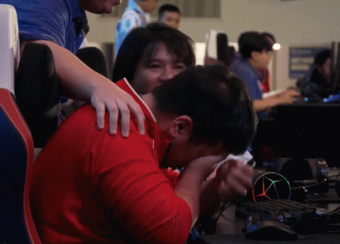 VĐV Audition Việt Nam ôm mặt khóc vì mất HCV ở giây cuối cùng