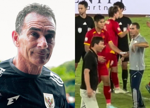 HLV U23 Indonesia hành động không đẹp với HLV Kim Sang Sik