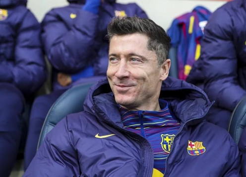 Lewandowski: 'Barca từng xin tôi đừng ghi bàn vì hết tiền'