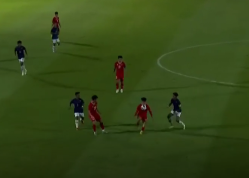 U19 Việt Nam bị chủ nhà Indonesia làm khó, thi đấu trên SVĐ 'tối om'