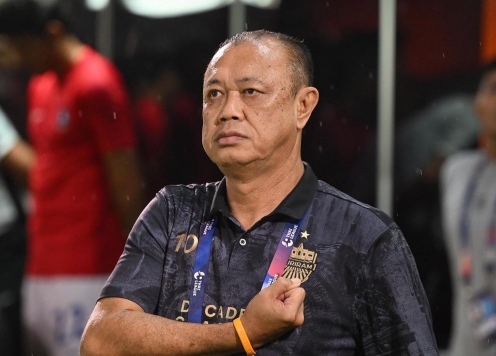 Chủ tịch Buriram United: 'Chúng tôi muốn vô địch ngay trên Việt Nam'