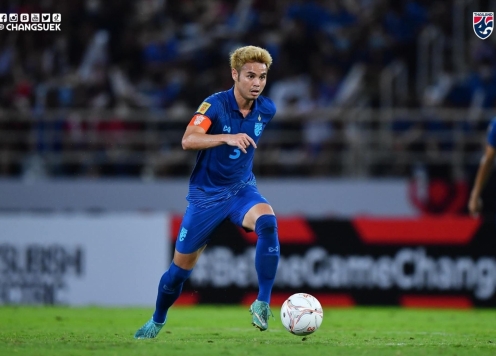 Theerathon chưa giã từ ĐT Thái Lan, quyết không đá AFF Cup nữa