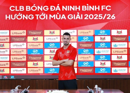 Tiền vệ Tây Ban Nha háo hức được thi đấu tại V-League