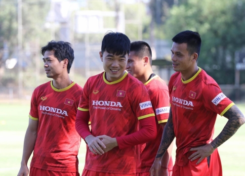 Cựu sao ĐT Việt Nam tiết lộ lý do chọn sát cánh cùng Công Phượng