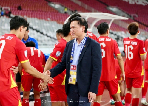 Phó chủ tịch VFF khen cầu thủ U23 Việt Nam khi bị đối phương bóp cổ
