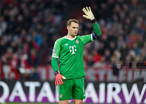 Tại sao Bayern Munich thay thủ môn Neuer đầu hiệp 2?