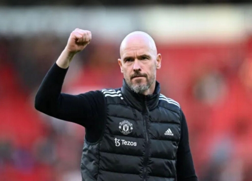 Ten Hag tung hô hàng phòng ngự MU, nhắc tới Sir Alex