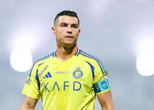 Tái xuất châu Âu? Ronaldo chính thức lên tiếng về tương lai