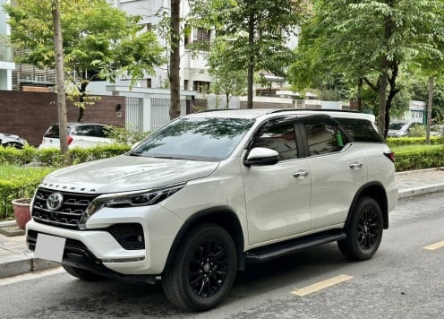 Toyota Fortuner 2022 2.7 AT khấu hao ra sao sau 2 năm lăn bánh?