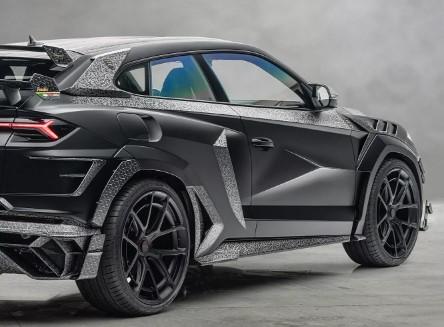 Lamborghini Urus xuất hiện khác lạ qua bàn tay của Mansory