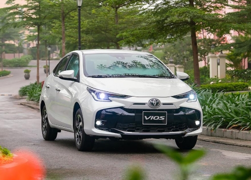 Phân khúc sedan hạng B lao dốc, Toyota Vios 'níu giữ' ánh hào quang