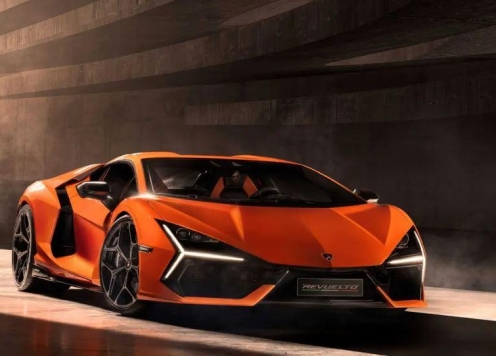 Lamborghini thắng lớn trong cuộc đua doanh số dù trì hoãn ra mắt siêu xe điện