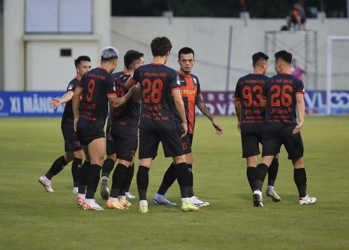 Vòng 18 Giải hạng Nhất 2024/25: Sắp xác định đội thăng hạng