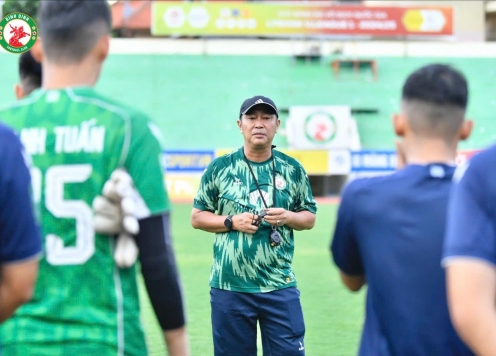 Cựu HLV U16 Việt Nam tự tin giúp Bình Định trụ hạng