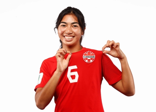 Cầu thủ Việt kiều từng dự World Cup được gọi lên tuyển Canada