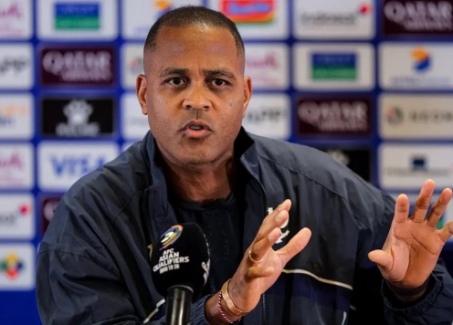 Kluivert thừa nhận 'Indonesia may mắn khi không để thua thêm'