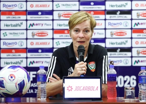 HLV Hà Lan nói gì khi thua đậm Việt Nam 0-6?