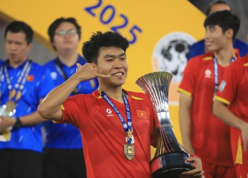 Trung vệ vừa vô địch U23 Đông Nam Á viết tâm thư rời HAGL