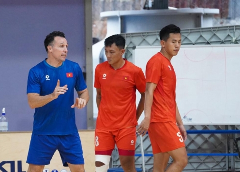 HLV Argentina loại 2 trụ cột tuyển Việt Nam sau SEA Games