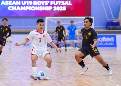 Hai đội tuyển Việt Nam bất ngờ trắng tay ở giải AFF