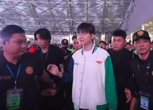 Fan Việt 'bức xúc cực độ' vì sự kiện T1 đến Việt Nam gây thất vọng tràn trề