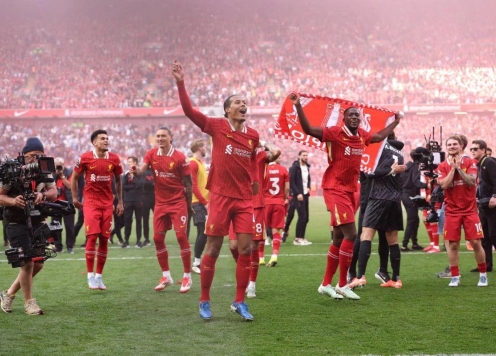 Liverpool nhận thưởng khủng sau chức vô địch EPL 2024/25