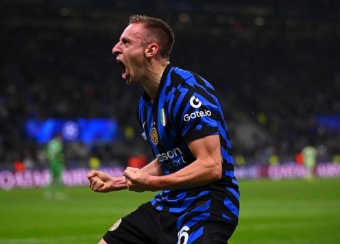 Người hùng Inter: 'Tưởng thắng Bayern là hay, nhưng thắng Barca còn điên rồ hơn'