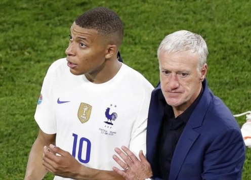 Dechamps chỉ thẳng cái tên nhận Quả bóng Vàng, không phải Mbappe