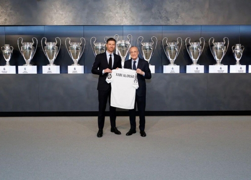 Xabi Alonso ra mắt Real, gửi thông điệp xúc động đến HLV Carlo Ancelotti
