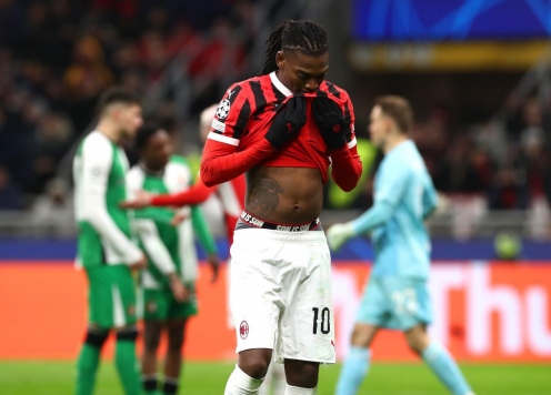 3 lý do khiến AC Milan thất bại thảm hại mùa 2024/25