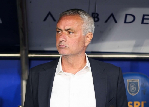 Nổi loạn tại Fenerbahce! 2 ngôi sao từ chối chơi cho Jose Mourinho