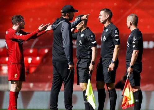 Cựu trọng tài từng 'đá đều' Jurgen Klopp bất ngờ tái xuất