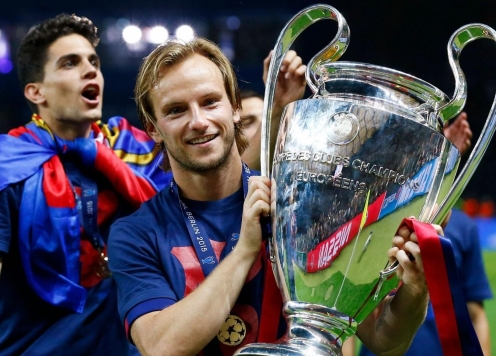 CHÍNH THỨC: Ivan Rakitic tuyên bố giải nghệ