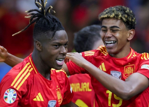 Cha Lamine Yamal lên tiếng sau cú 'quay xe' của Nico Williams