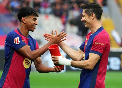 Lamine Yamal vượt mặt Lewandowski tại Barcelona