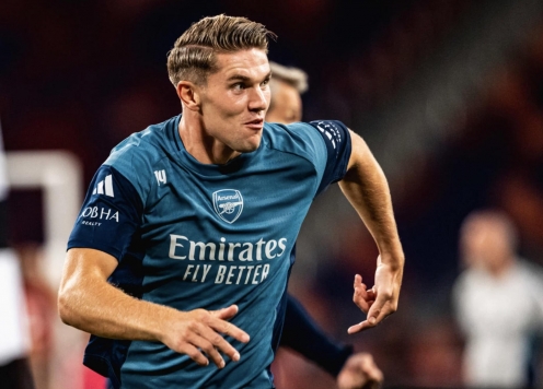 Vừa đến Arsenal, Gyokeres khiến cả đội phải ngỡ ngàng