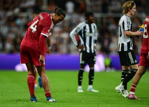 Van Dijk tuyên bố thẳng về thẻ đỏ của Anthony Gordon