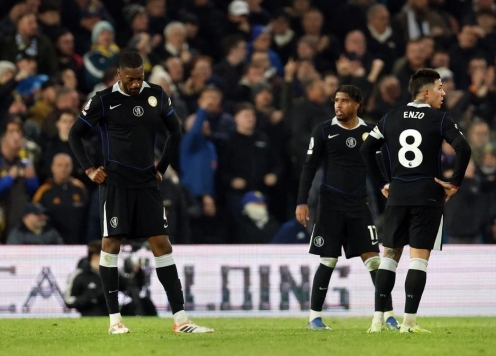 HLV Chelsea không thể sử dụng cầu thủ theo ý muốn