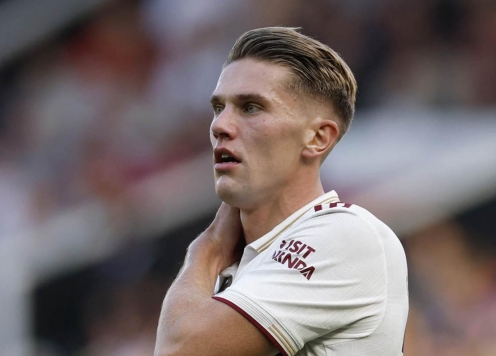 Viktor Gyokeres 'tức điên' khi Arsenal thua trận phút cuối