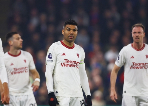 Nhà vô địch Champions League xác nhận chia tay MU