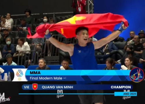 Võ sĩ Việt Nam giành HCV lịch sử cho MMA được thưởng 200 triệu