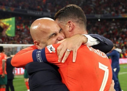 Tại sao Ronaldo vẫn không thể thay thế ở ĐT Bồ Đào Nha?