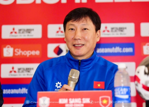 HLV Kim Sang Sik: 'ĐT Việt Nam đến Thái Lan để vô địch AFF Cup'