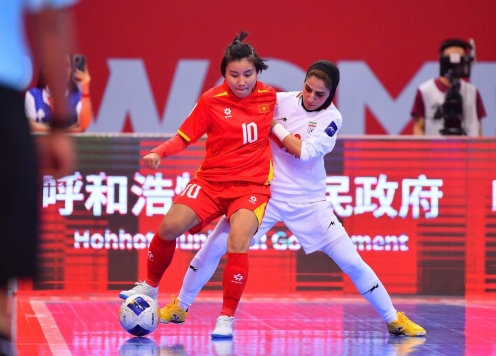 Việt Nam hòa đội hạng 9 FIFA, vào tứ kết với ngôi nhất bảng